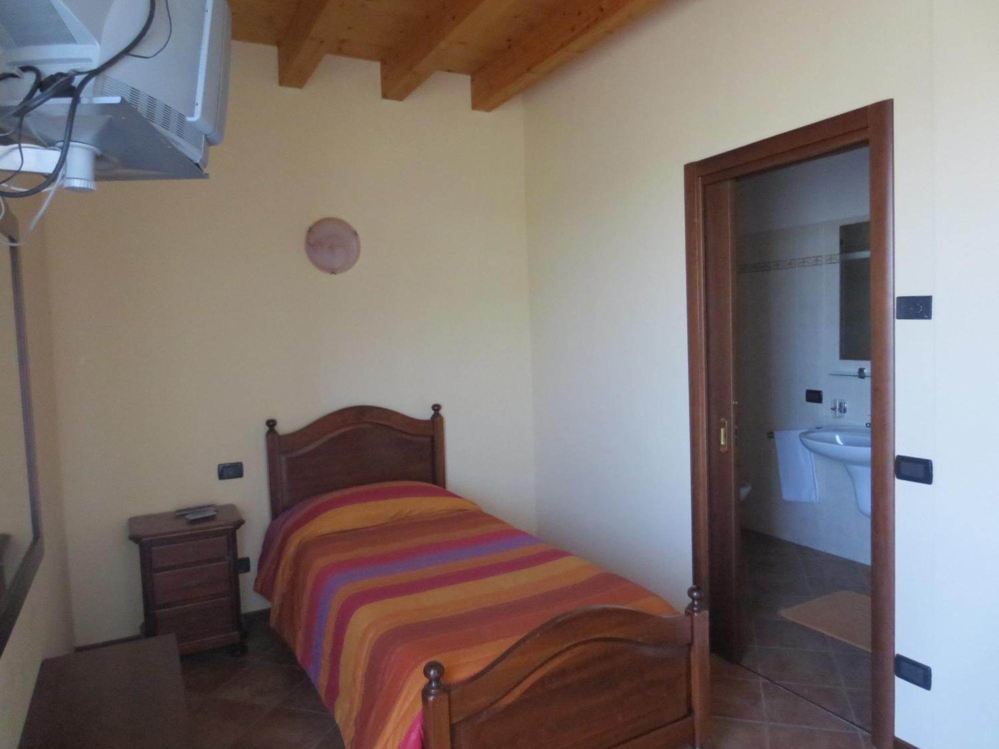 Agriturismo Parco Del Chiese Bedizzol Quarto foto